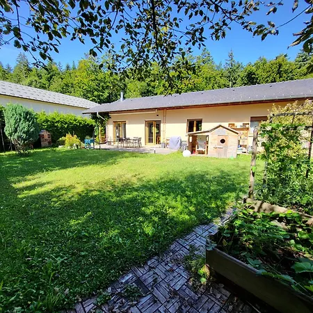 Maison Spacieuse Avec Jardin * Saint-Nizier-du-Moucherotte